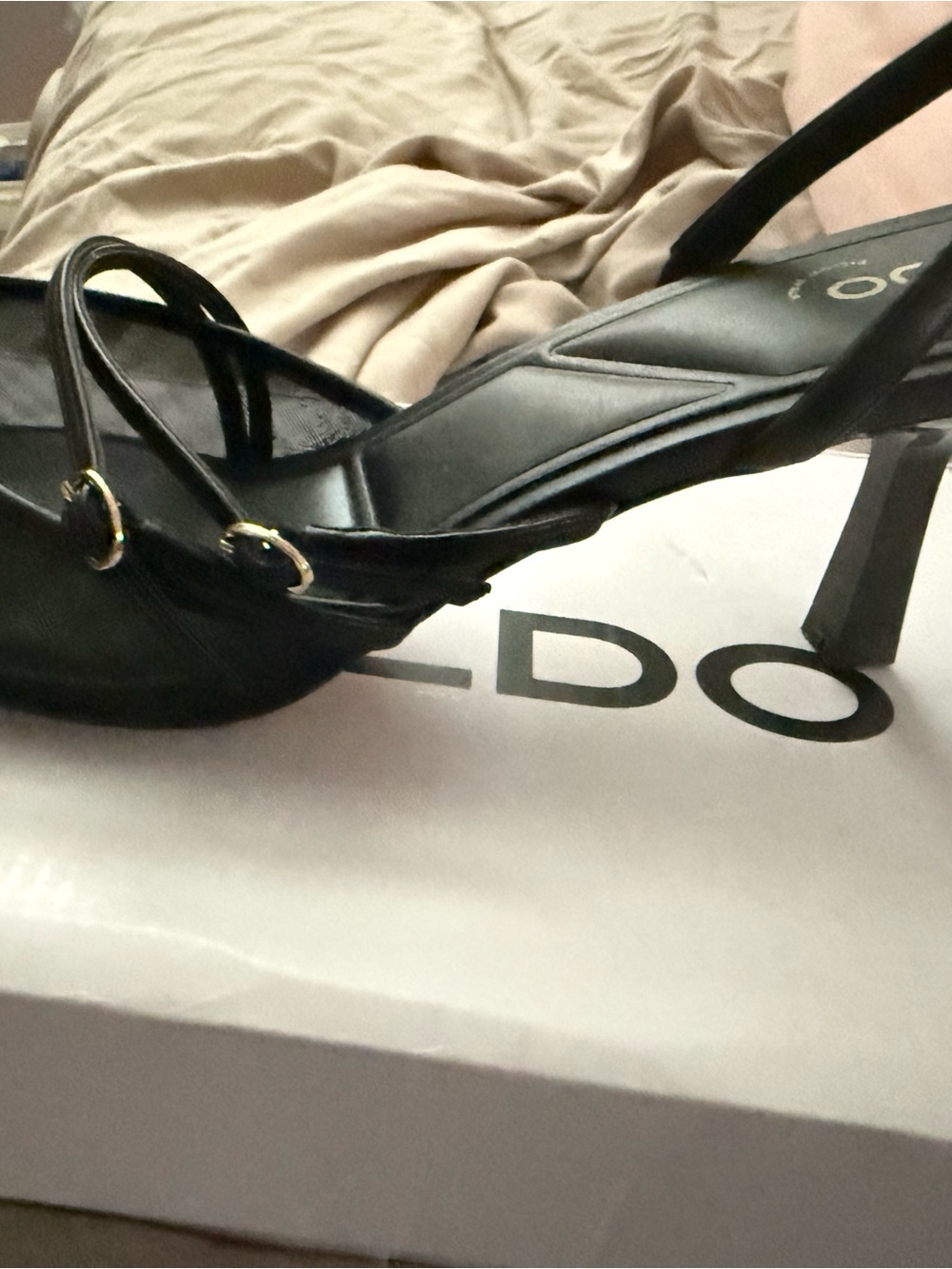 Aldo Renesme Black Pointed Toe Slingback Heel - Picture 5 of 5